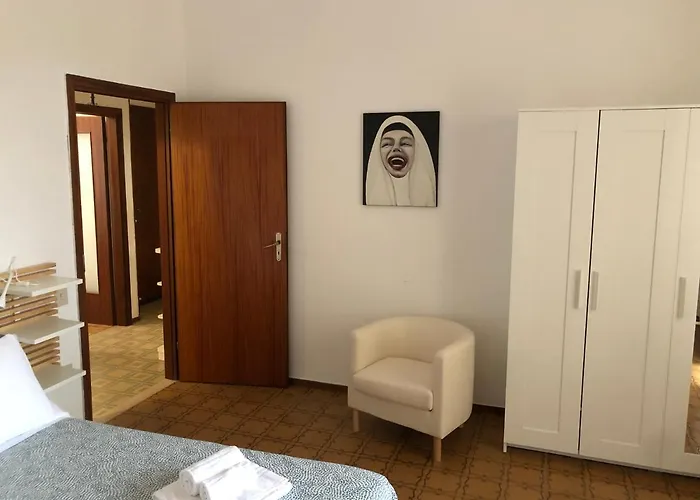 Family Apartamento Pesaro